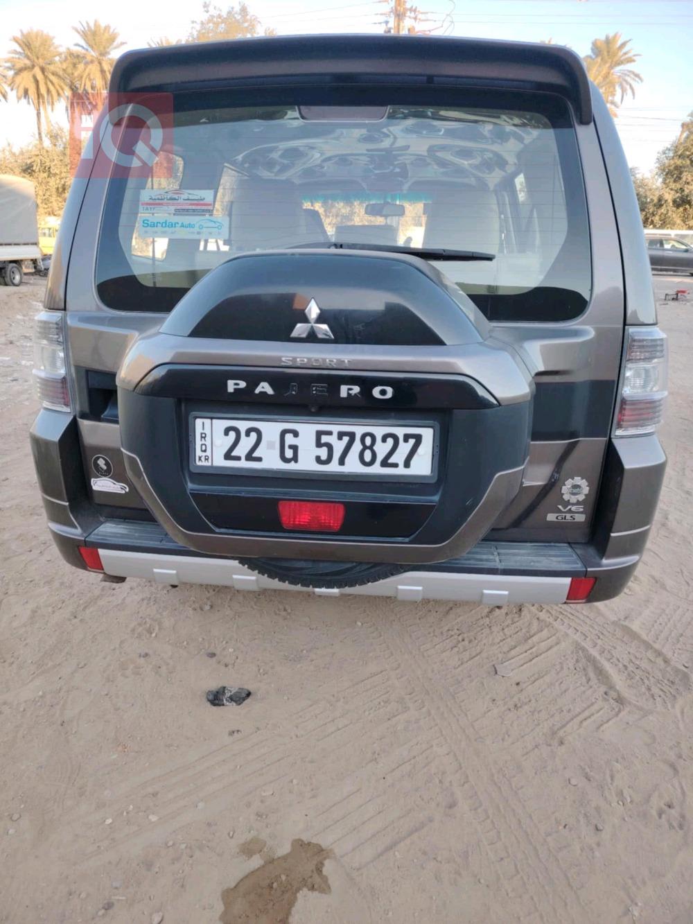 ميتسوبيشي باجيرو